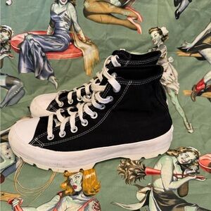 WOMEN'S CONVERSE CHUCK TAYLOR ALL STAR LUGGED PLATFORM SNEAKERS